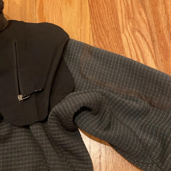Patagonia women’s R1 Granular Jacket - Picture 4 of 5